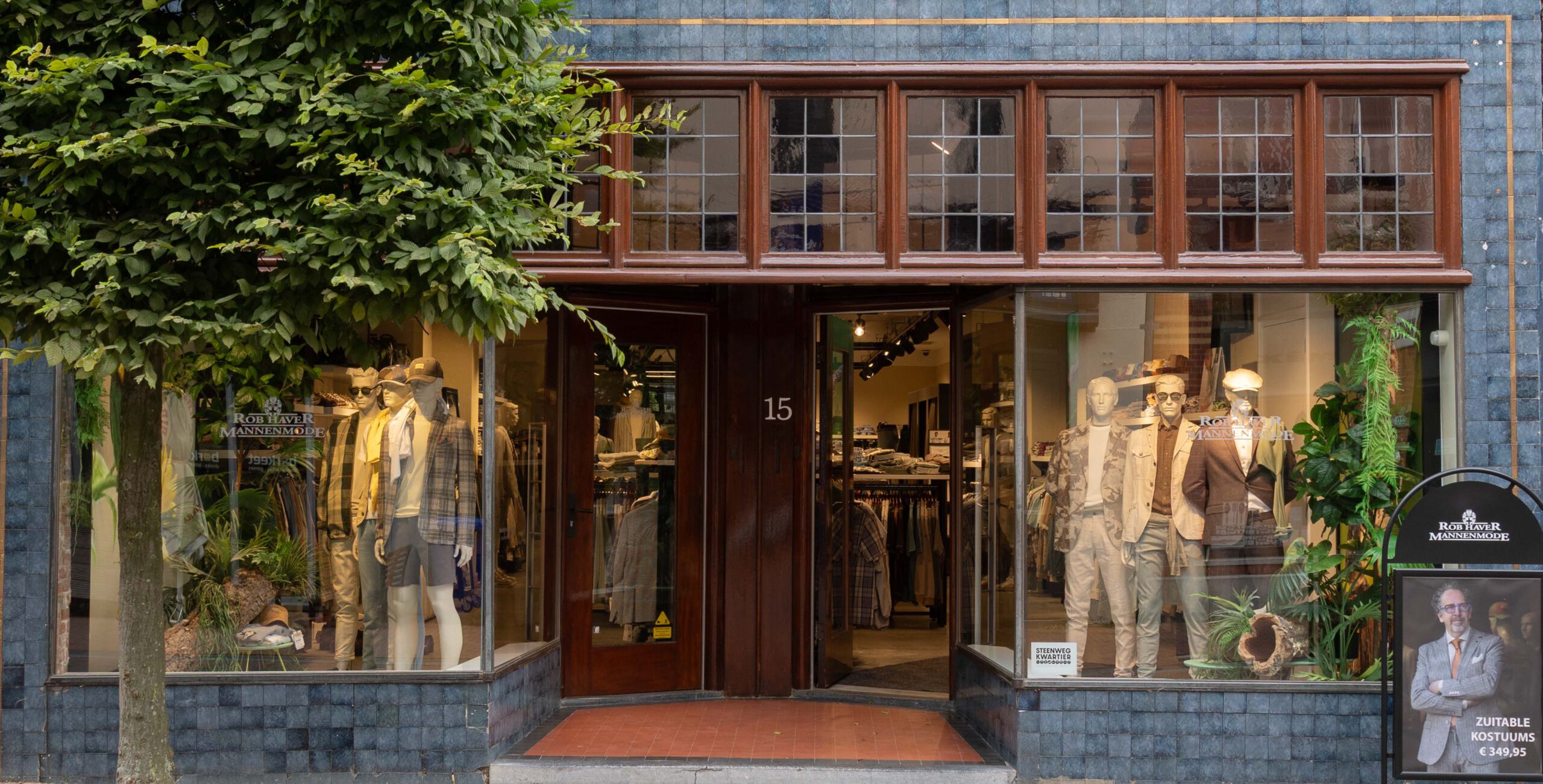 Voorgevel van Rob Haver MannenMode, herenmodewinkel met herenmode merken in Helmond
